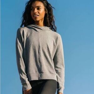 Zyia Women's Gray Textured Hoodie